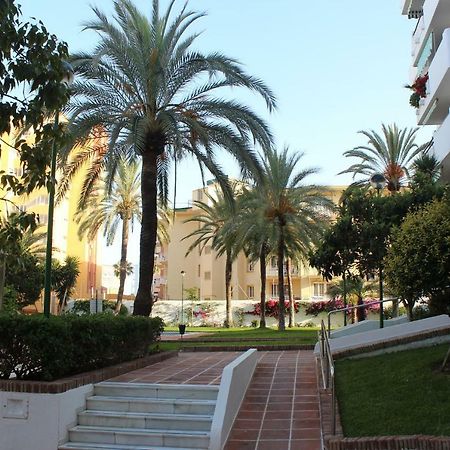 Apartamento Carihuela Beach & Sun Apartment Torremolinos Exterior photo